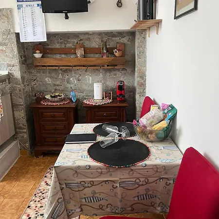 Casa Tina Daire *